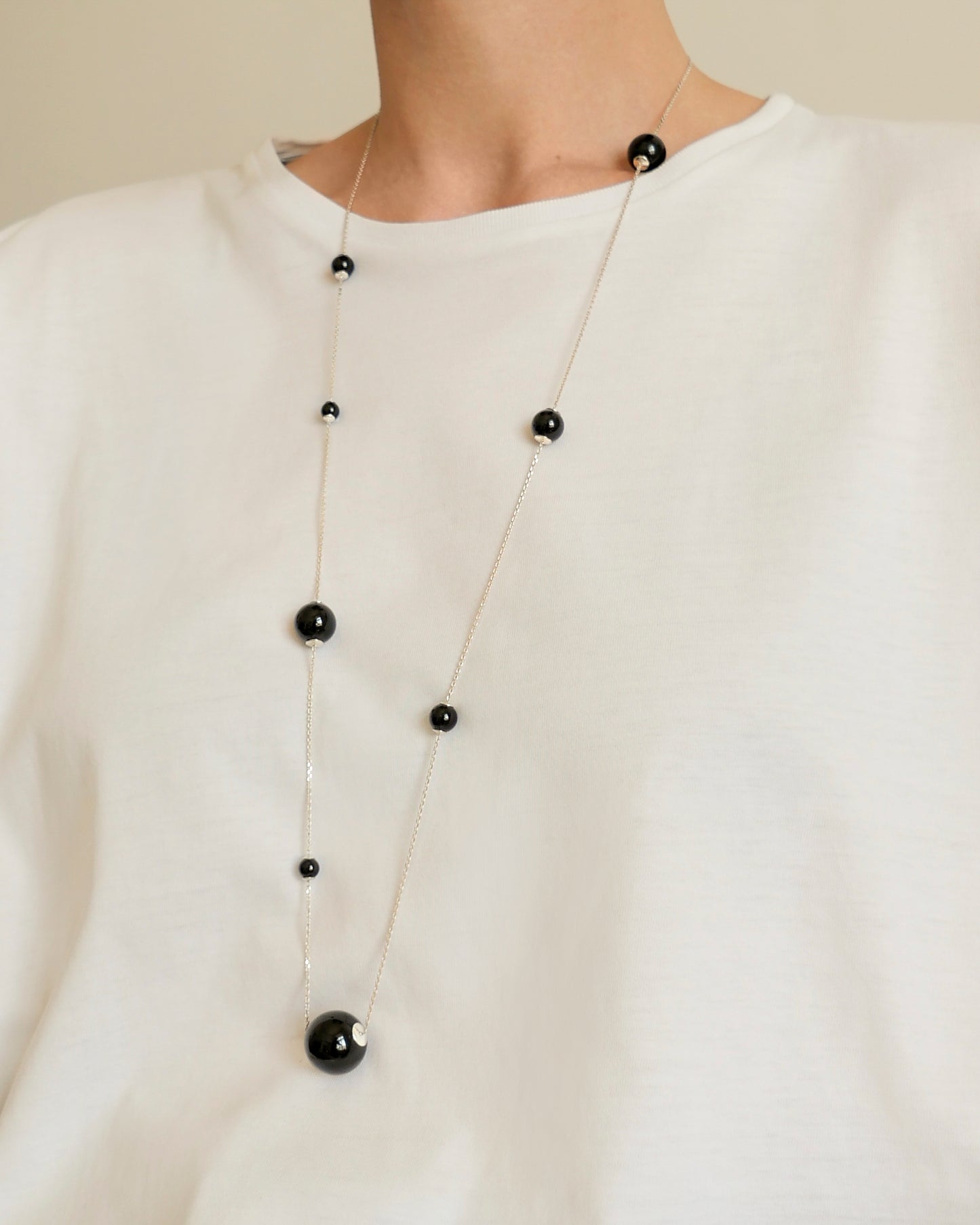 Onyx Gravity necklace