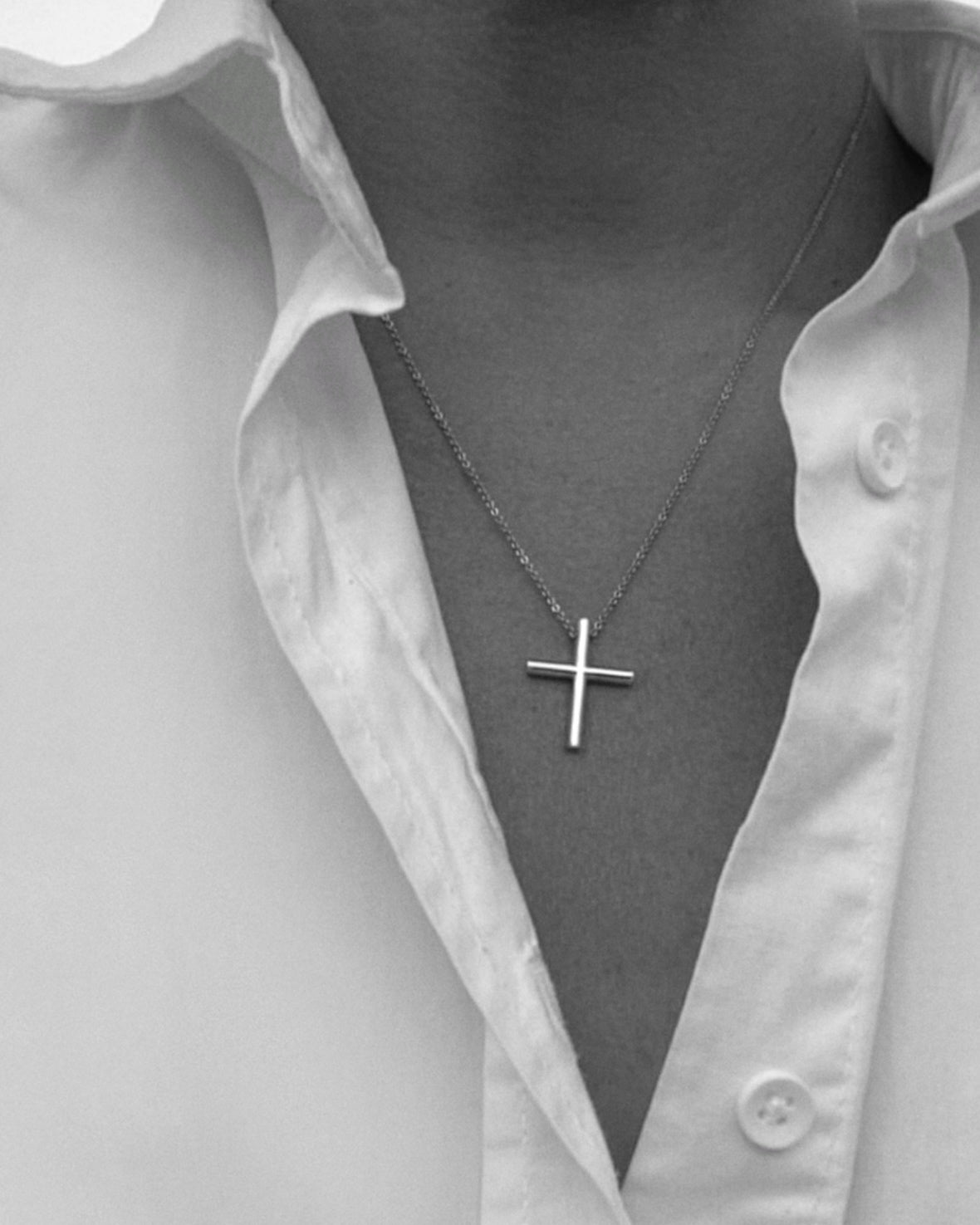 Cross pendant